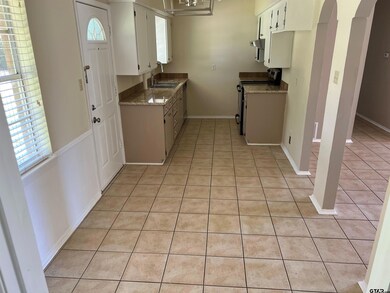 2810 New Copeland Rd, Tyler, TX 75701 - photo 4