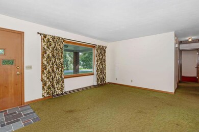 3-LivingRoom