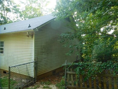 1605 Staleys Farm Rd, Asheboro, NC 27205 - photo 3