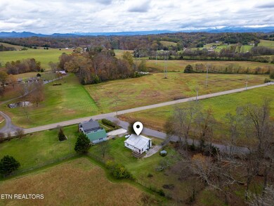 949 Kyker Rd, Sevierville, TN 37876 - photo 4