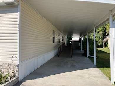 10328 Flanders Loop, Riverview, FL 33578 - photo 5