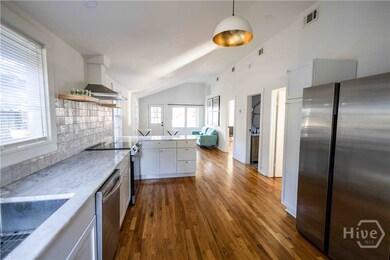 731 E 34th St, Savannah, GA 31401 - photo 6