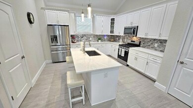 4790 NE 125th Loop, Oxford, FL 34484 - photo 3