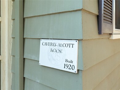 21 Dexterdale Rd, Providence, RI 02906 - photo 2