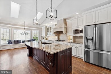 2007 Carrhill Rd, Vienna, VA 22181 - photo 5