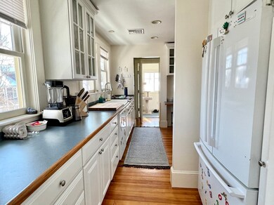 642 Huron Ave unit 2, Cambridge, MA 02138 - photo 7