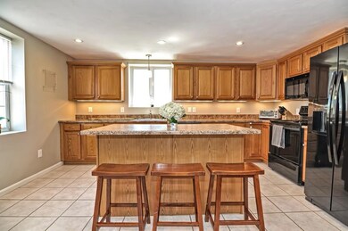 8 Plain St unit 8, Bellingham, MA 02019 - photo 3