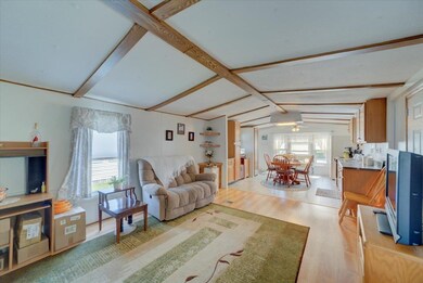 9 Malcolm St, Swanton, VT 05488 - photo 5