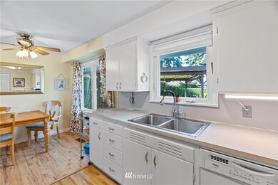 3318 Elwood Dr W, University Place, WA 98466 - photo 6