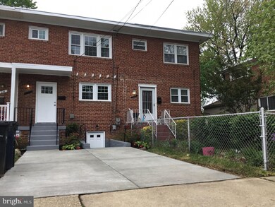 626 Maury Ave, Oxon Hill, MD 20745 - photo 2