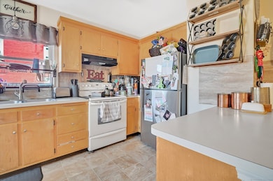 kitchen (unit 1)