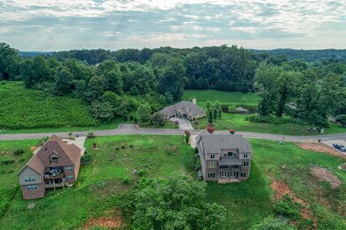 Luxury Homes Sourround