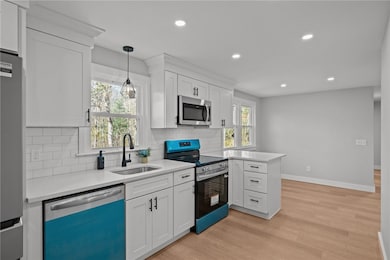 255 Rockland Rd, North Scituate, RI 02857 - photo 3