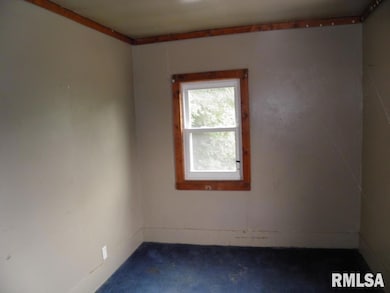 1903 Hershey Ave, Muscatine, IA 52761 - photo 5