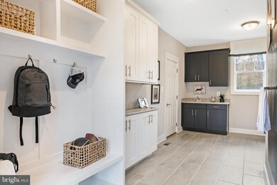 1611 Sirani Ln, Gambrills, MD 21054 - photo 7