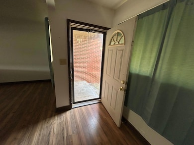 608 W Churchill Ave, Electra, TX 76360 - photo 6