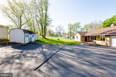 10676 Scaggsville Rd, Laurel, MD 20723 - photo 6