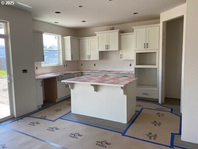 1756 N Millican Creek St, Lafayette, OR 97127 - photo 2