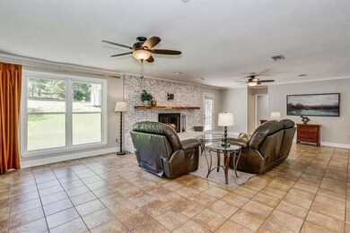 2487 Bonanza Dr, Cantonment, FL 32533 - photo 7