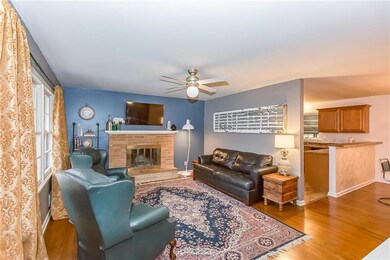 900 NW B St, Blue Springs, MO 64015 - photo 3