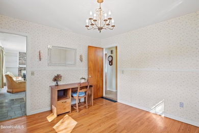 82 Quirico Dr, Pittsfield, MA 01201 - photo 7