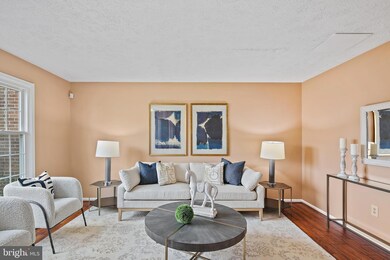 18820 Sky Blue Cir, Germantown, MD 20874 - photo 3