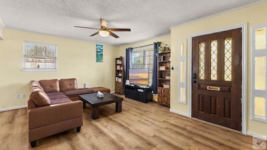 414 SE Mckinney St, de Kalb, TX 75559 - photo 5