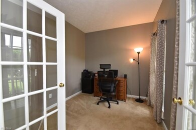 5505 Schueller Blvd, Sheffield Village, OH 44054 - photo 6