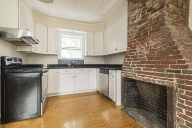 78 Washington Square unit 4, Salem, MA 01970 - photo 2