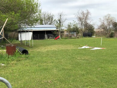 30418 Waller Spring Creek Rd, Waller, TX 77484 - photo 3