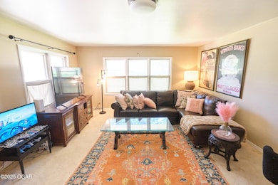 608 Sycamore Ln, Pittsburg, KS 66762 - photo 5