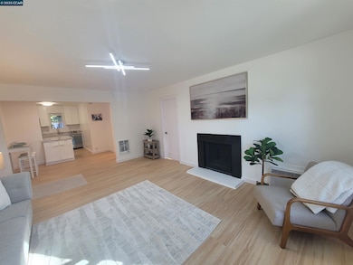 375 Camelback Rd unit 23, Pleasant Hill, CA 94523 - photo 7