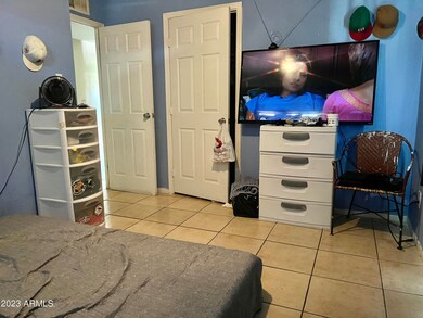 2525 N 48th Ln, Phoenix, AZ 85035 - photo 7