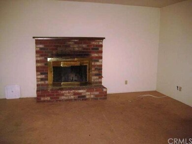 16532 E St, Victorville, CA 92395 - photo 5