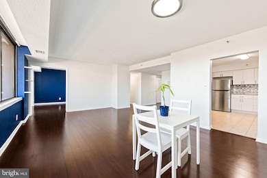 3709 S George Mason Dr unit 1204, Baileys Crossroads, VA 22041 - photo 7