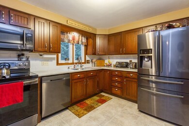 3 Nancy Ct, Blackstone, MA 01504 - photo 4