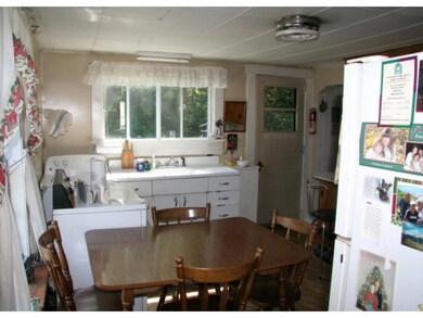 501 Old Center Rd, Saint Johnsbury, VT 05819 - photo 6