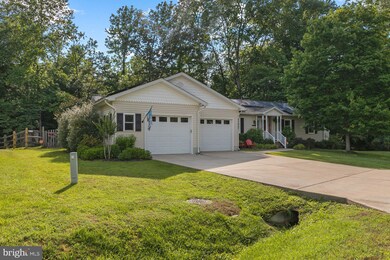 21427 Lee Dr, Lexington Park, MD 20653 - photo 2