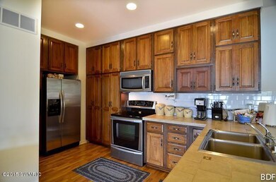 kitchen2