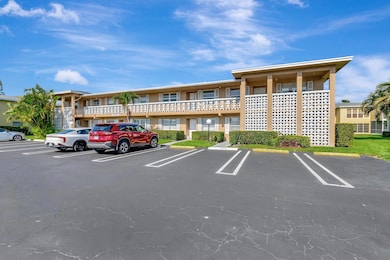1131 Violet Terrace unit 104, Delray Beach, FL 33445 - photo 2