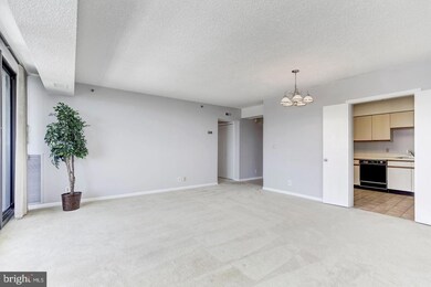 Skyline Square North and South unit 2206, Baileys Crossroads, VA 22041 - photo 5