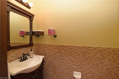 852 Hampton Cir unit 167, Naples, FL 34105 - photo 7