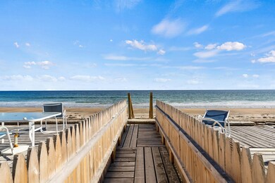 Association's Private Stairway to Beach