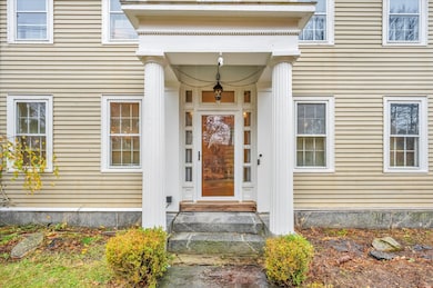 114 Yantic Rd, Norwich, CT 06389 - photo 2