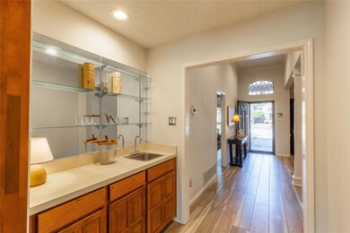 2513 Fox Glenn Cir, Bedford, TX 76021 - photo 7