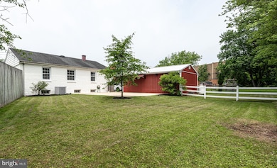 1006 Marleigh Cir, Towson, MD 21204 - photo 3