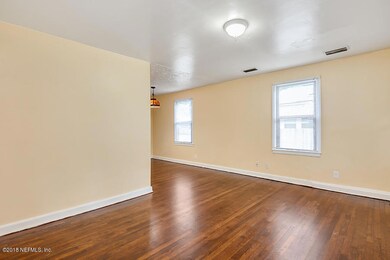 1122 Murray Dr, Jacksonville, FL 32205 - photo 6