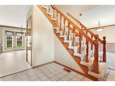 7920 Oakview Dr, Lenexa, KS 66215 - photo 2