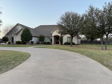 1610 Stonetrail Dr, San Angelo, TX 76904 - photo 3