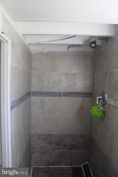 5309 Sipple Ave, Baltimore, MD 21206 - photo 5